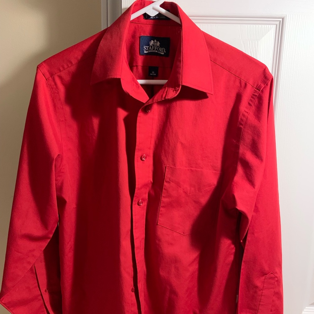 Red Stafford men’s dress shirt.